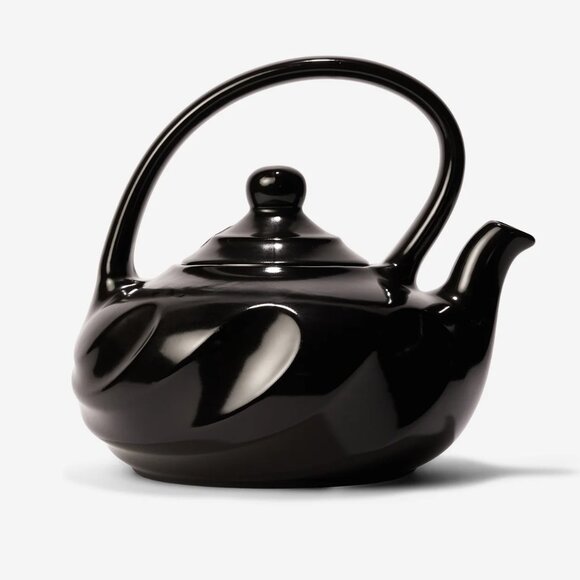 Xtrema 2 Quart Ceramic Swirl Tea Kettle - Picture 1 of 12